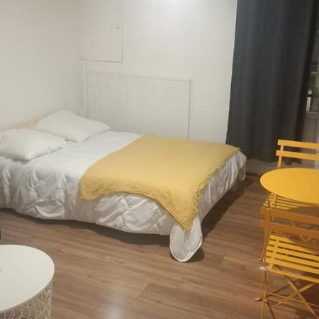 دْييب Chez Ninette_Grand Studio En Centre-Ville المظهر الخارجي الصورة